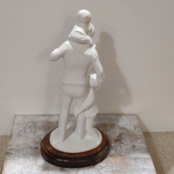 👍 Father and Children Porcelain Figure. C2 - Picture 3 of 3